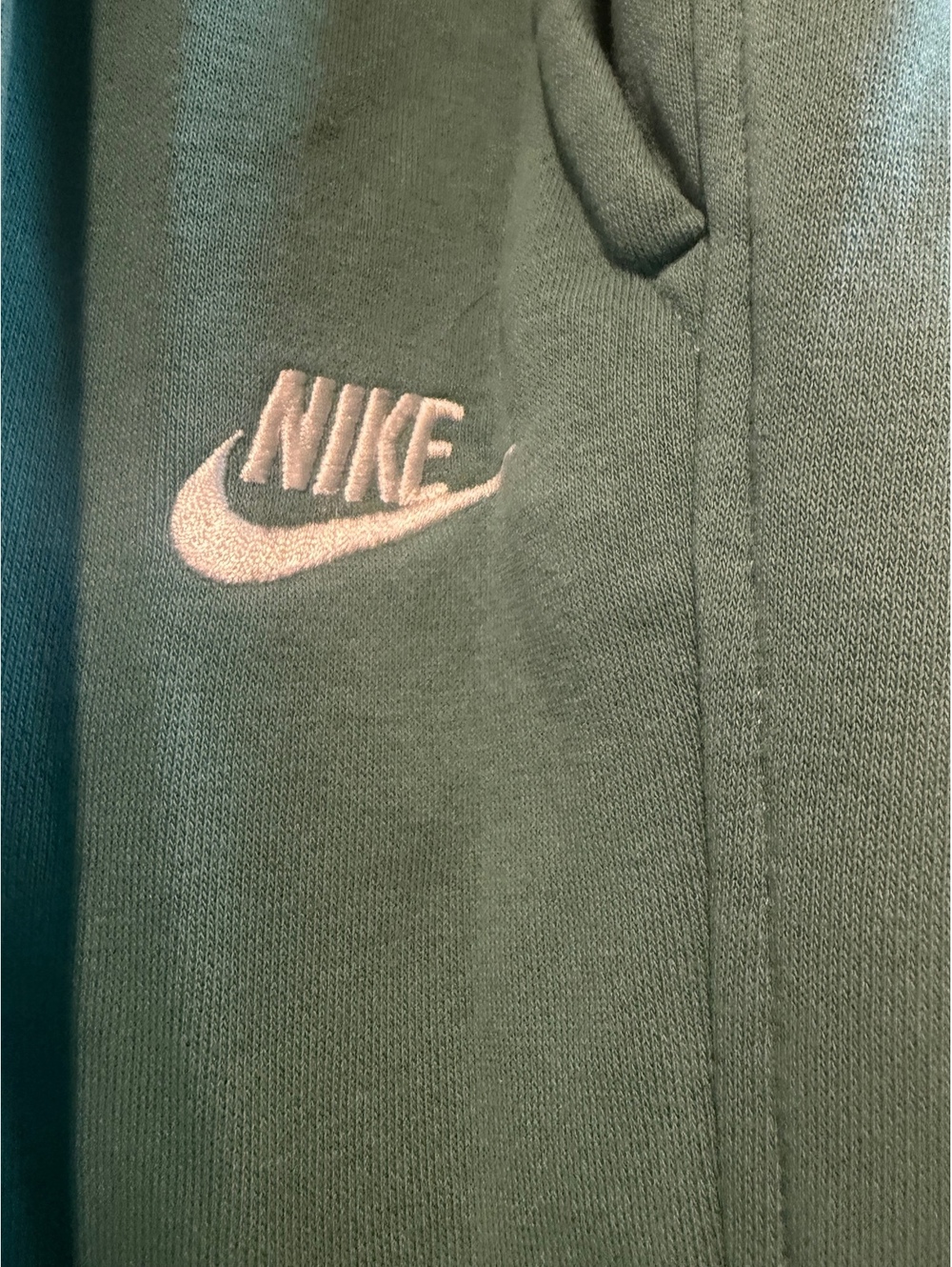 Boys Nike Green Jogger Sweatpants Small - Picture 2 of 5